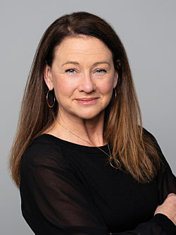 Kara Wilkinson Website